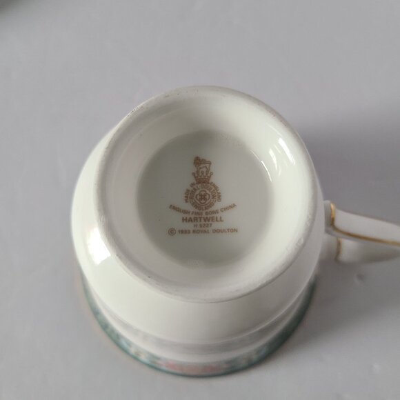 ROYAL DOULTON-- HARTWELL -H-5227 -FOOTED CUP & SAUCER SET MINT CONDITION - Picture 10 of 10